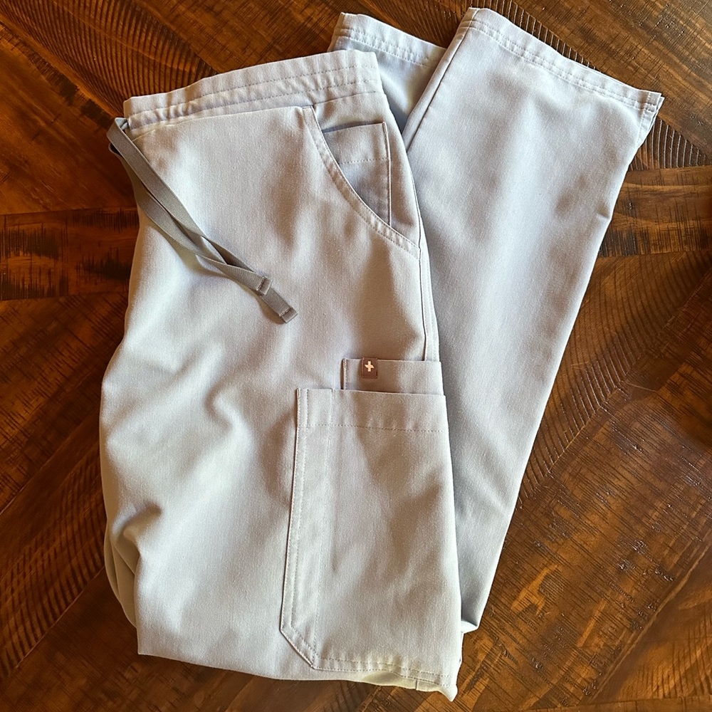 Figs Dusty Blue Yola skinny scrub pants, medium